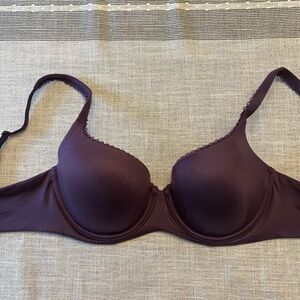 Victoria’s Secret Body by Victoria Lined Demi 32DD